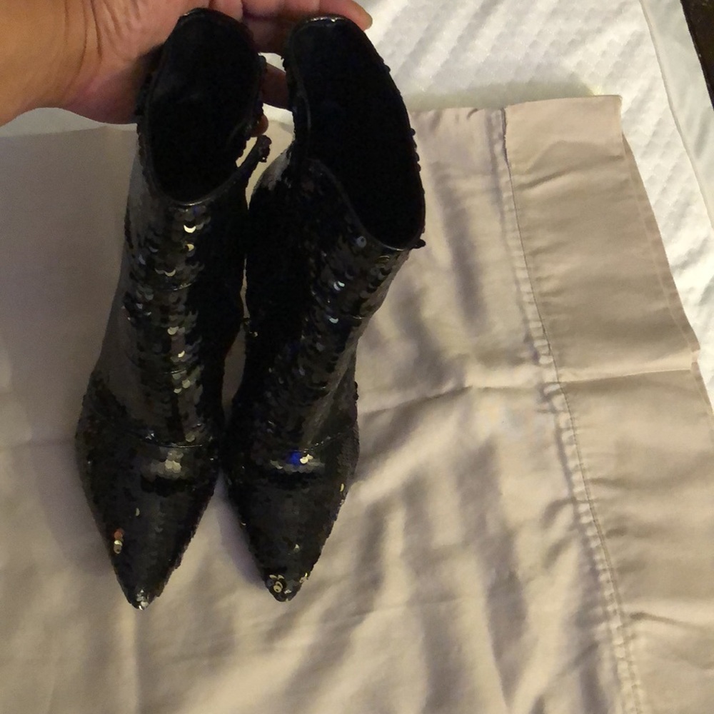 Sequined boots - Picture 2 of 5